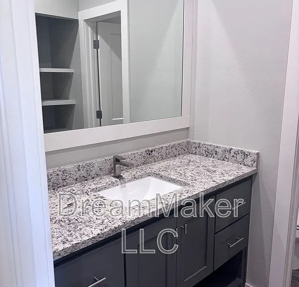 1016 Apple Blossom Way — Photo 8