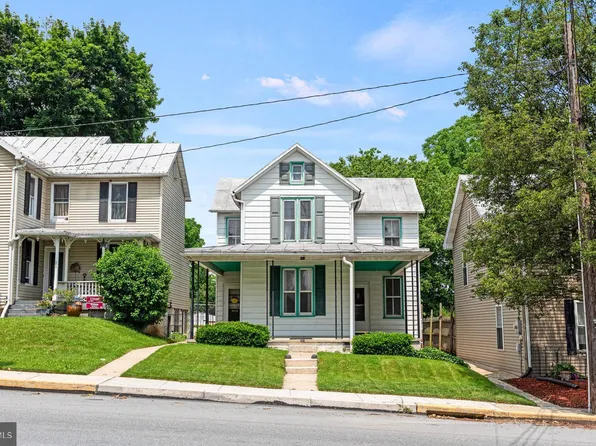 461 E King St, Shippensburg, PA 17257