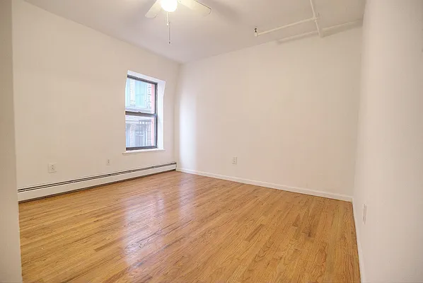 Rented by KNP Realty LLC | media 5