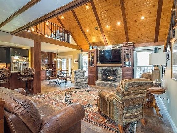 3rd image of 2427 Mill Trace Ln
