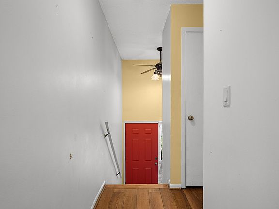 5th image of 1129 Fifield St