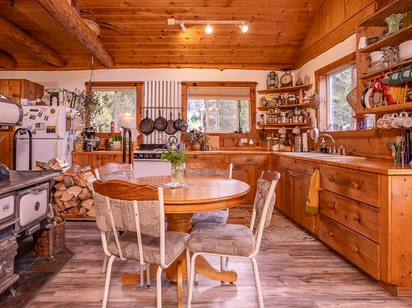 31008 S Fork Yaak Rd, Troy, MT 59935