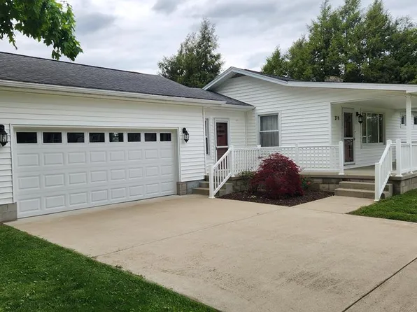 379 Sunset Dr, Chillicothe, OH 45601