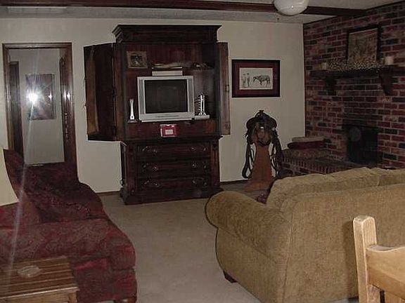 2nd image of 513 Crown Dr