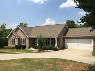419 Cottage Grove Ln, Seneca, SC 29678
