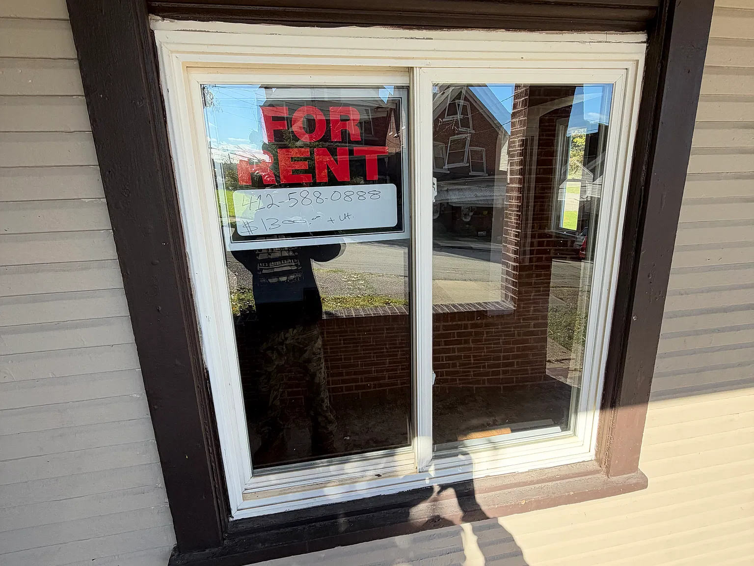 3 bed, 1700 sqft, $1,300 — Photo 3