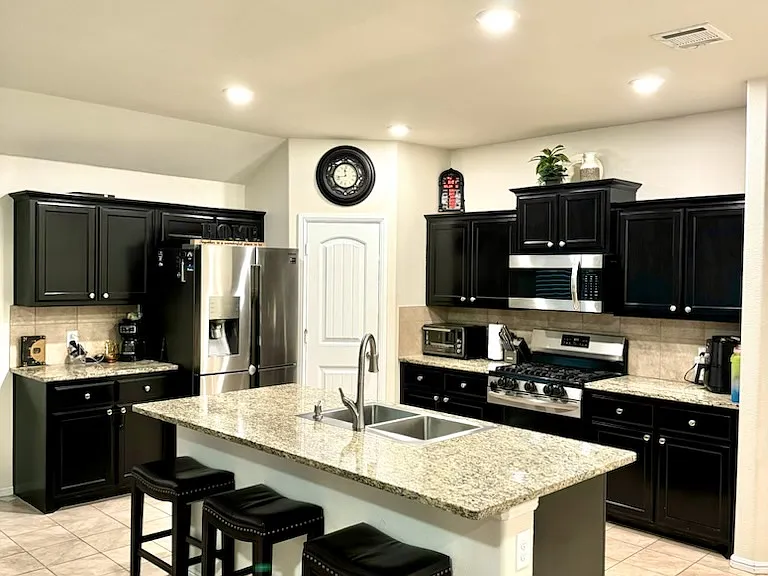 8433 Comanche Springs Dr — Photo 4