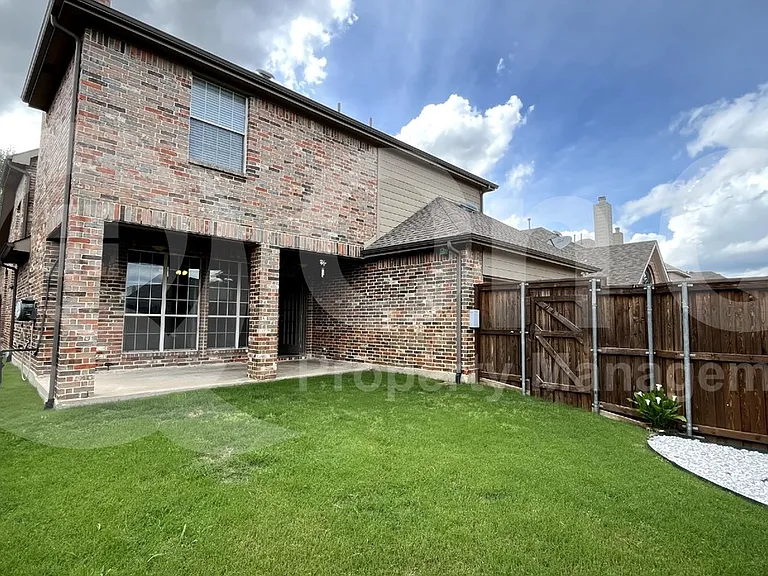 6798 Lee Meadow Dr — Photo 27