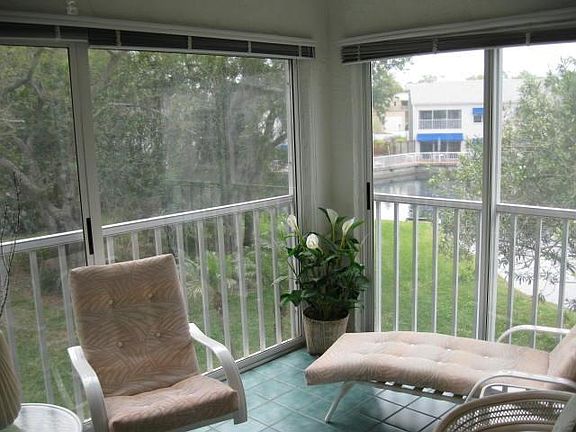 5th image of 11401 Shipwatch Ln APT 1827