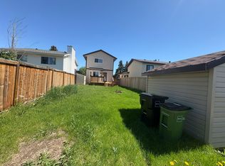 5410 188th St NW, Edmonton, AB T6M1Z6