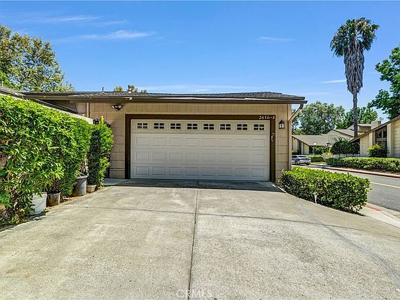 5th image of 2616 N Tustin Ave Unit A