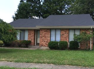 3445 Featheridge Dr, Lexington, KY 40515