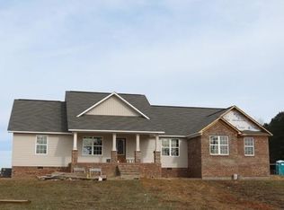 727 Rabbittown Rd, Glencoe, AL 35903