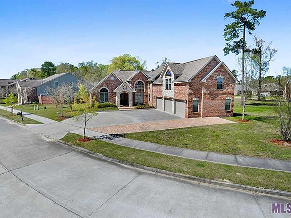 2nd image of 17875 Suma Lake Dr