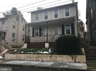 131 Front St, Akron, PA 17501