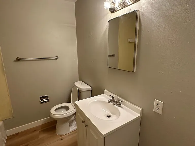 5777 S Bannock St — Photo 6
