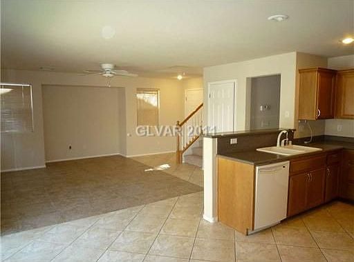 4th image of 1986 Sunset Bend Dr
