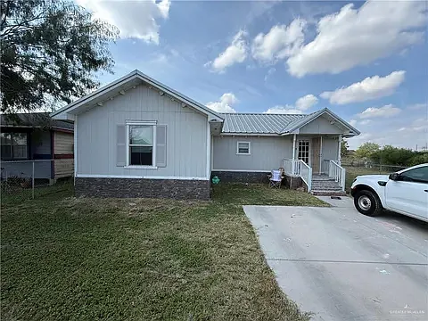 7504 S Mould Dr — Photo 2