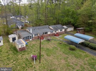 314 Lake Dr, Colonial Beach, VA 22443
