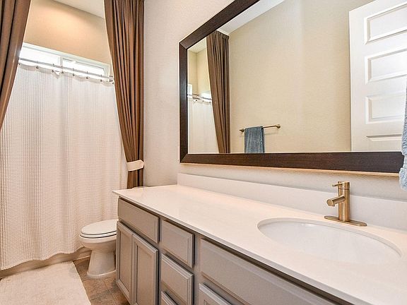 5th image of 3203 Millwork St