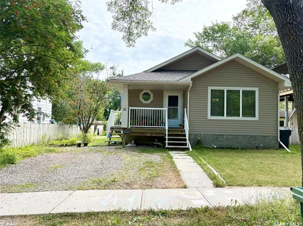 75 Agricultural AVENUE, Yorkton, SK S3N 1S2