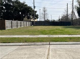 2501 Lawrence St, Meraux, LA 70075