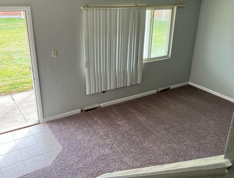 1st image of 4878 Banbury Ct APT 17