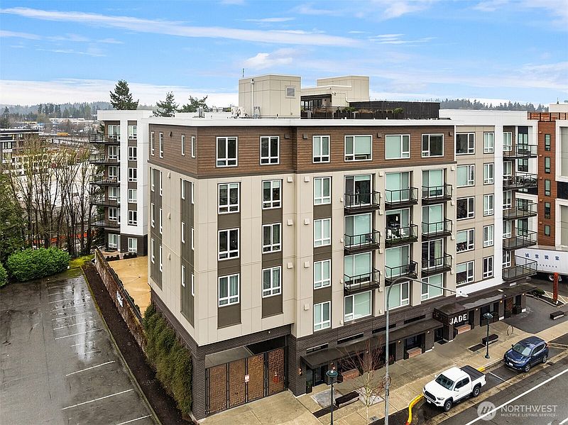 3rd image of 11903 NE 128th Street #414