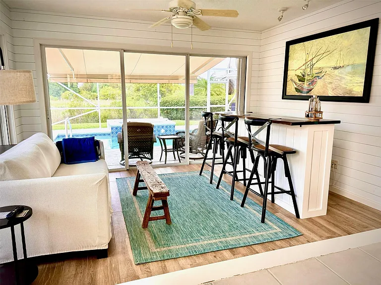 10744 SW Elsinore Dr — Photo 3