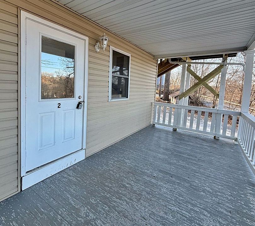 1st image of 1002 Glendon Ave #2