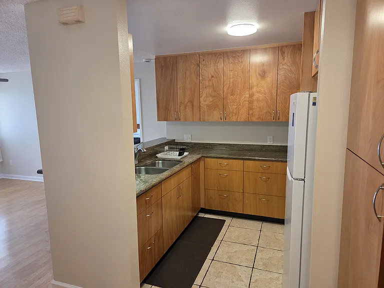 91-1072 Makaaloa St #17-C — Photo 4