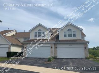 5474 Ridge Xing, Hanover Park, IL 60133