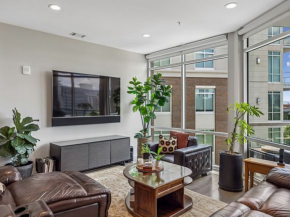 5th image of 20 Rutledge St APT 504
