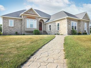 722 Sunset Dr, Mapleton, ND 58059