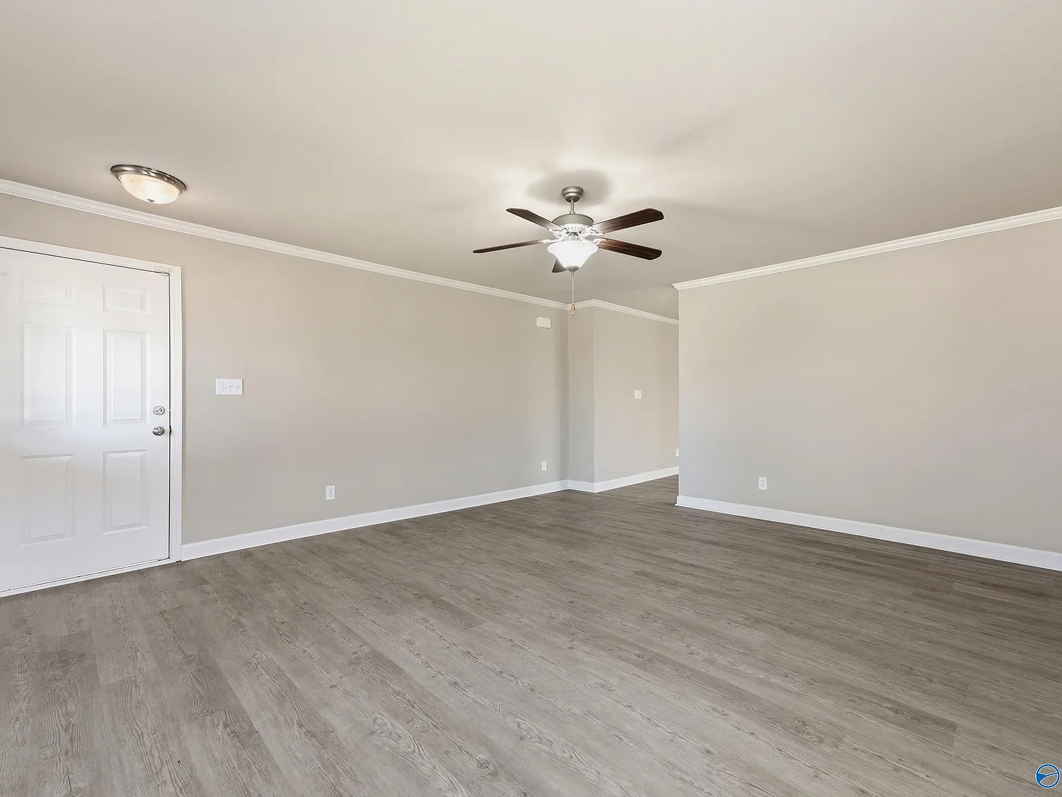 4 bed, 2.5 bath, 2972 sqft, $2,150 — Photo 4