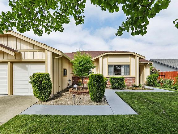 2nd image of 151 Doncaster Drive