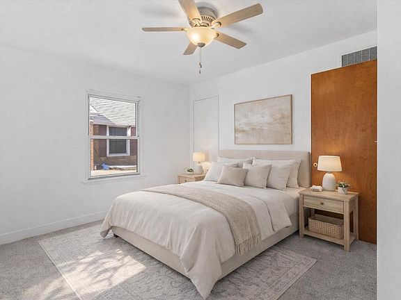 4th image of 821 Lombard AVENUE