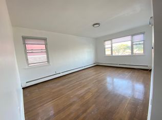 3065 Middletown Rd #3, Bronx, NY 10461