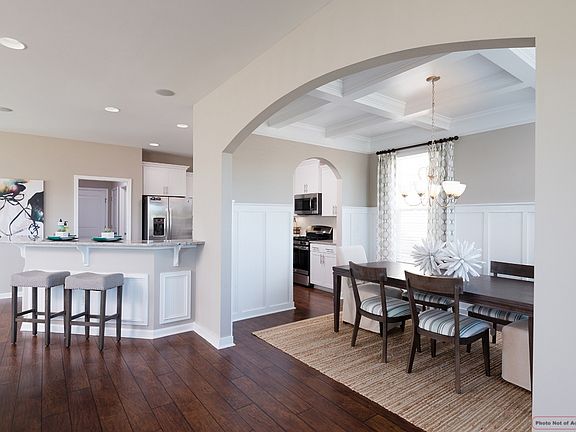 4th image of 306 Garden Walk Dr