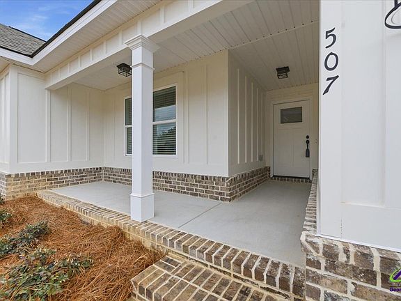 2nd image of 507 New Hope