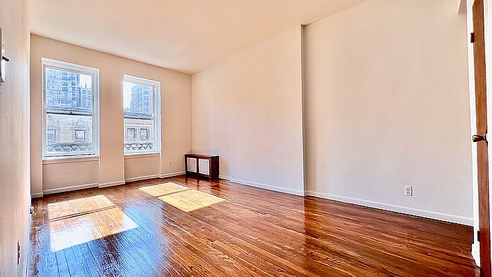 1st image of 339 W 88th St APT 10