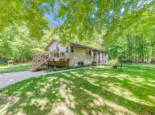 16952 S 42nd St, Fulton, MI 49052