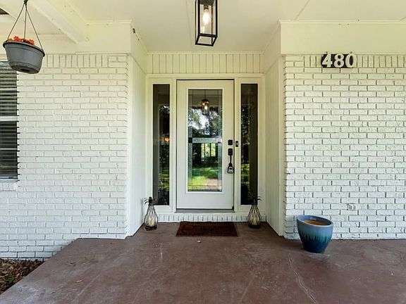 4th image of 480 W Lakeview Dr