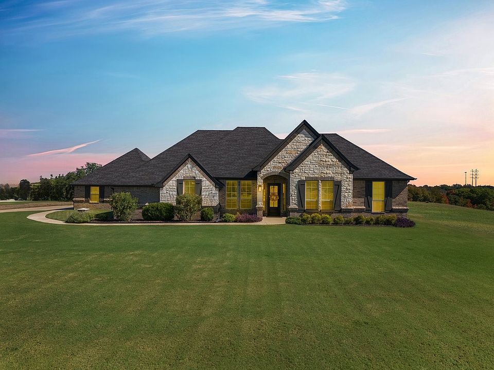 1st image of 116 Rasha Dr