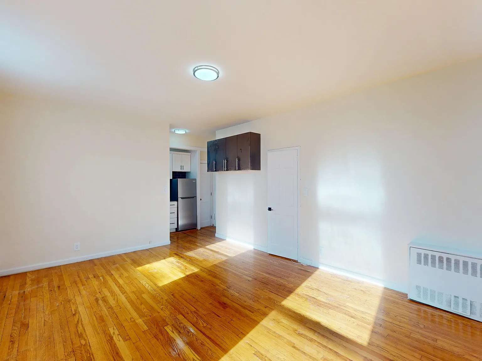 246 East 45th Street — Photo 3