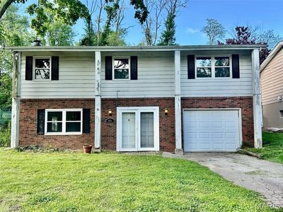 860 Chouteau Ave, Godfrey, IL, 62035