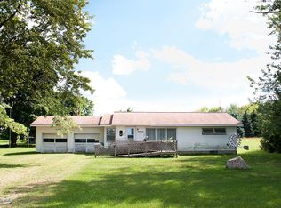 3900 E Lake Montcalm Rd, Edmore, MI 48829