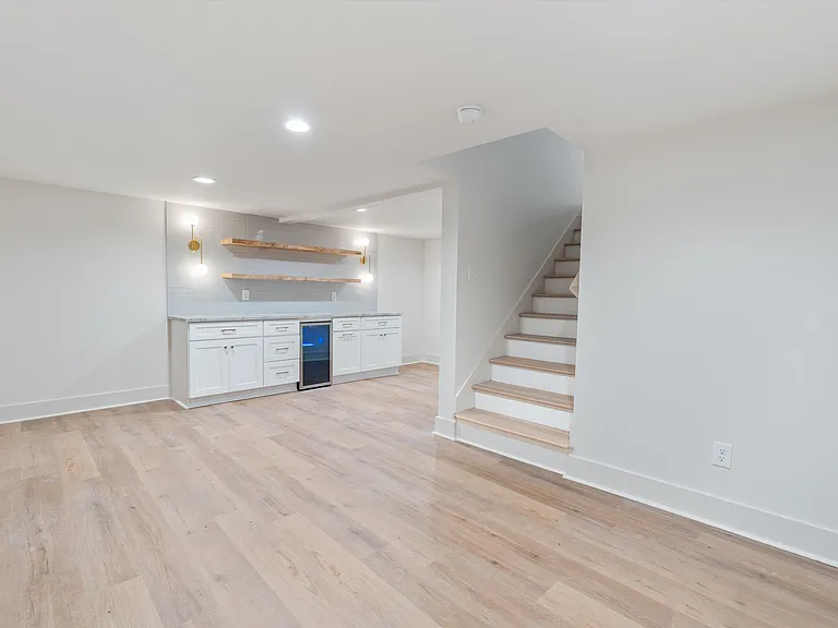 1816 Wildwood Ave — Photo 49