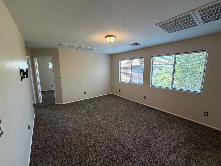 38134 N Establo Dr — Photo 24