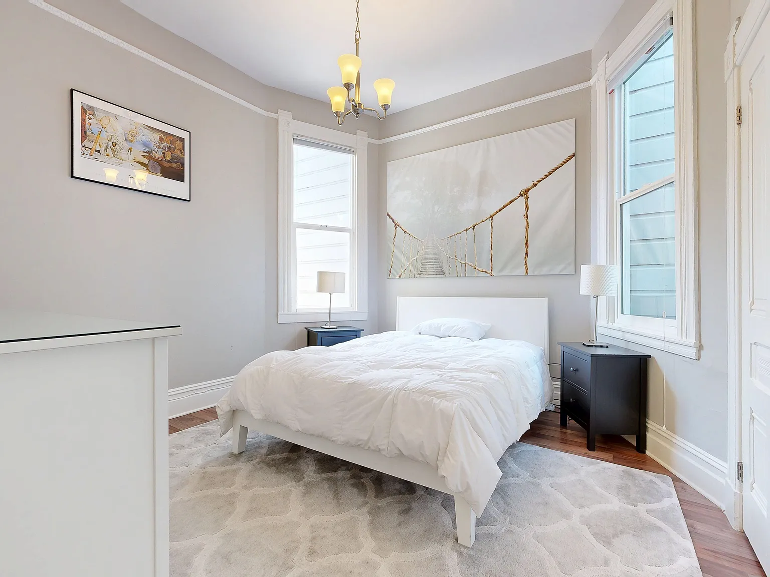 Bright, Modern, Fully Furnished Top Floor 1BD/1BA in Lower Pac Heights — Photo 4